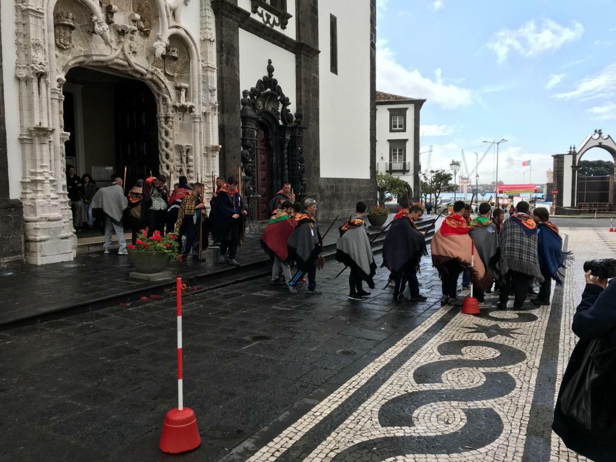 Happy House Ferienhaus Ponta Delgada