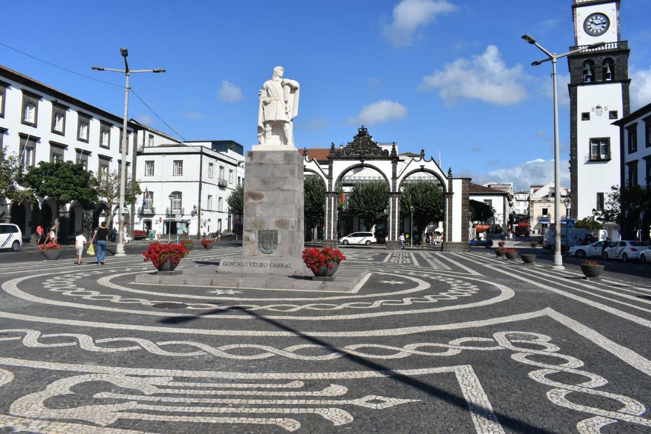 Happy House * Ponta Delgada